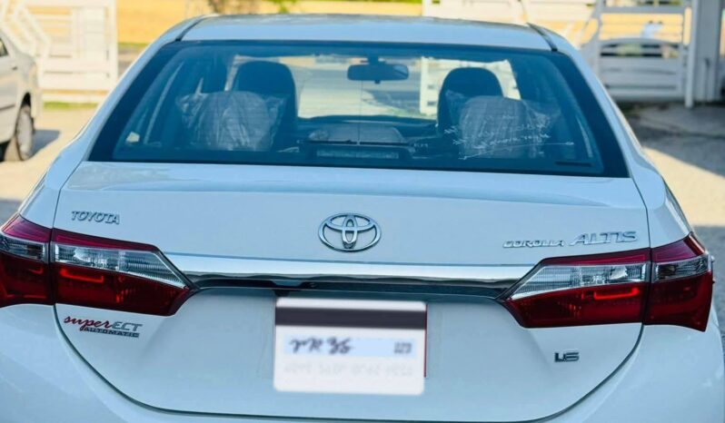 
								Used 2017 Toyota Corolla full									