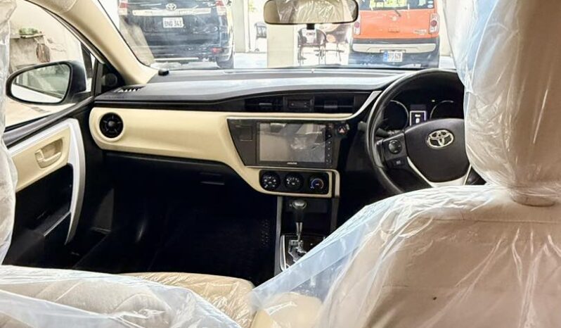 
								Used 2023 Toyota Corolla full									
