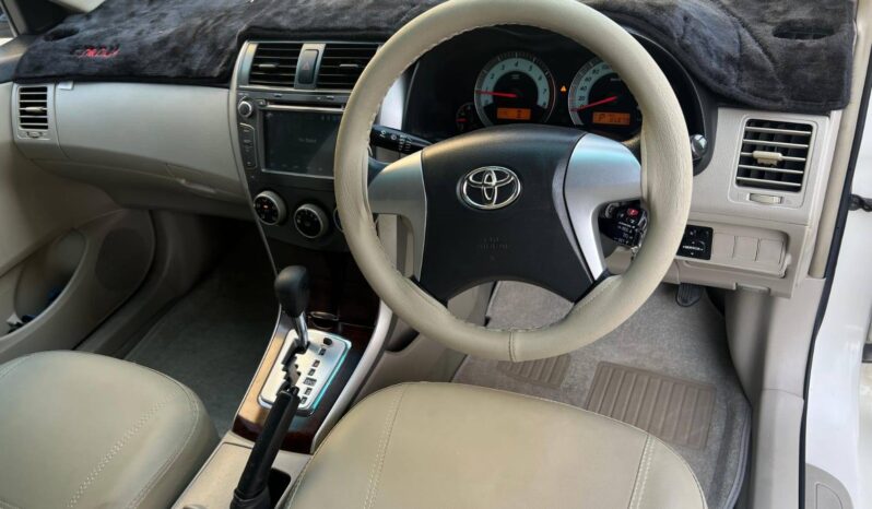 
								New 2012 Toyota Corolla full									