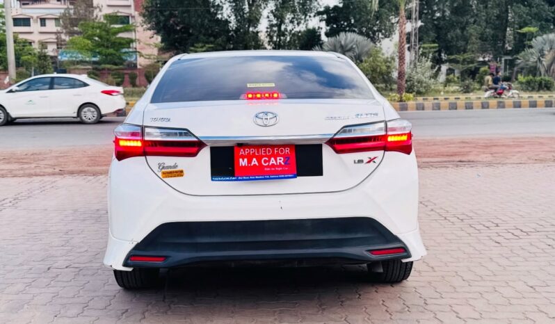 
								Used 2020 Toyota Corolla full									