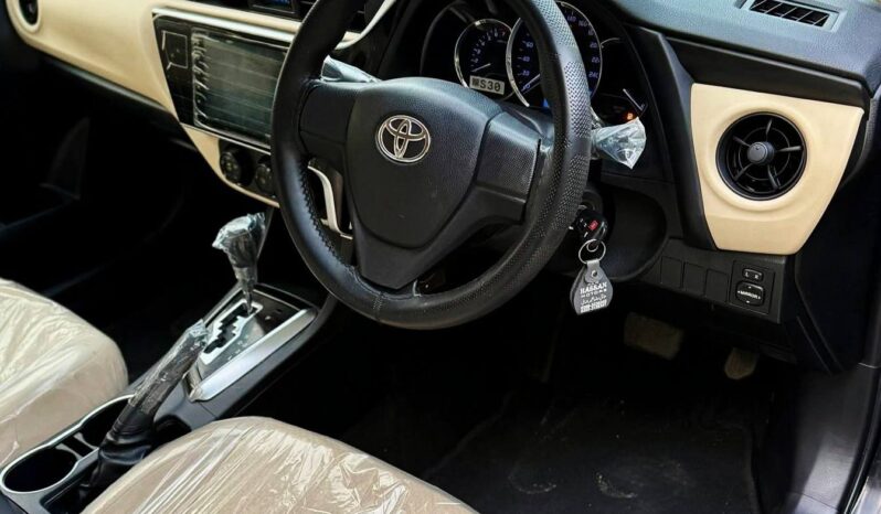 
								Used 2019 Toyota Corolla full									
