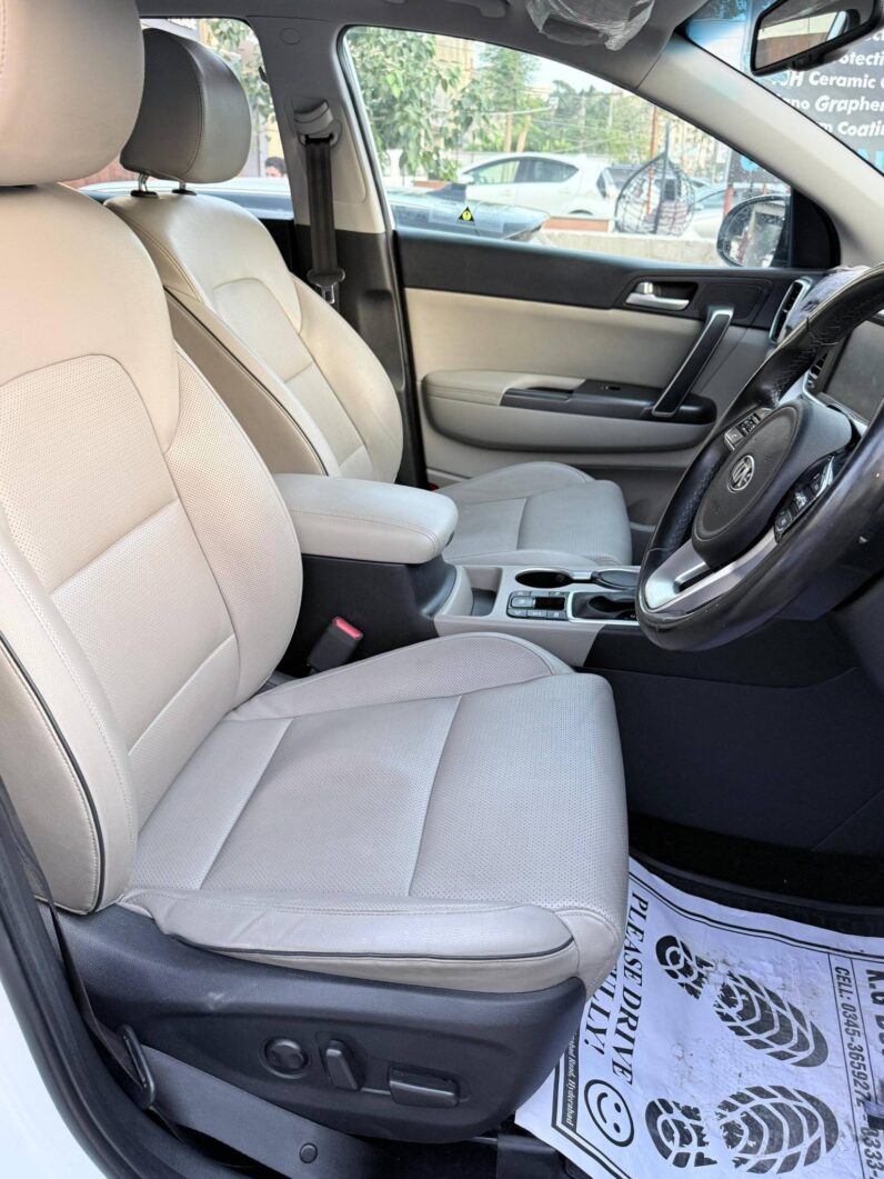 
								Used 2022 Kia Sportage full									