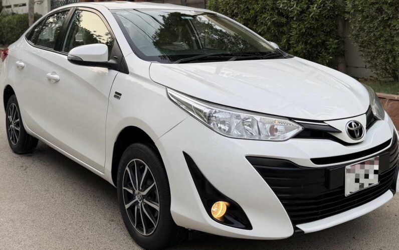 
								Used 2021 Toyota Yaris full									