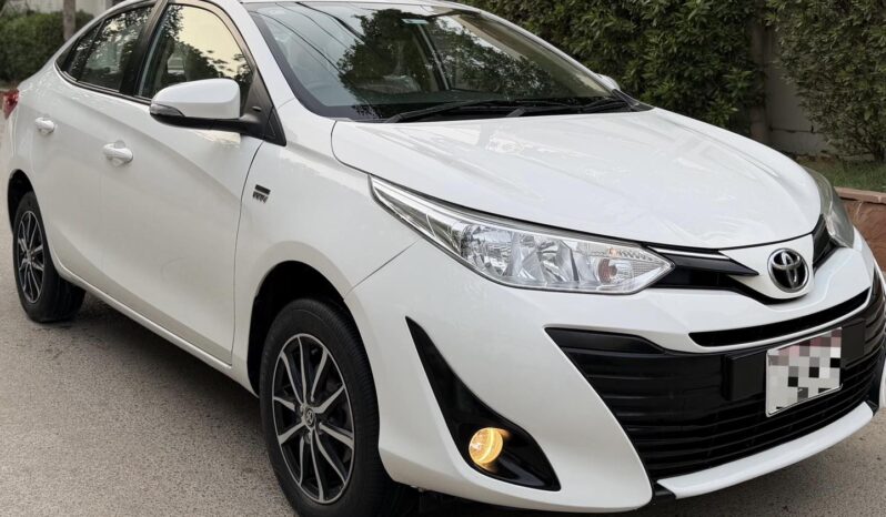 
								Used 2021 Toyota Yaris full									