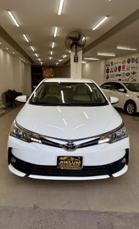 Used 2015 Toyota altis
