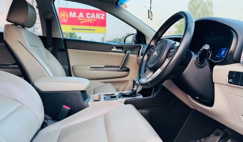 
								Used 2022 Kia Sportage full									