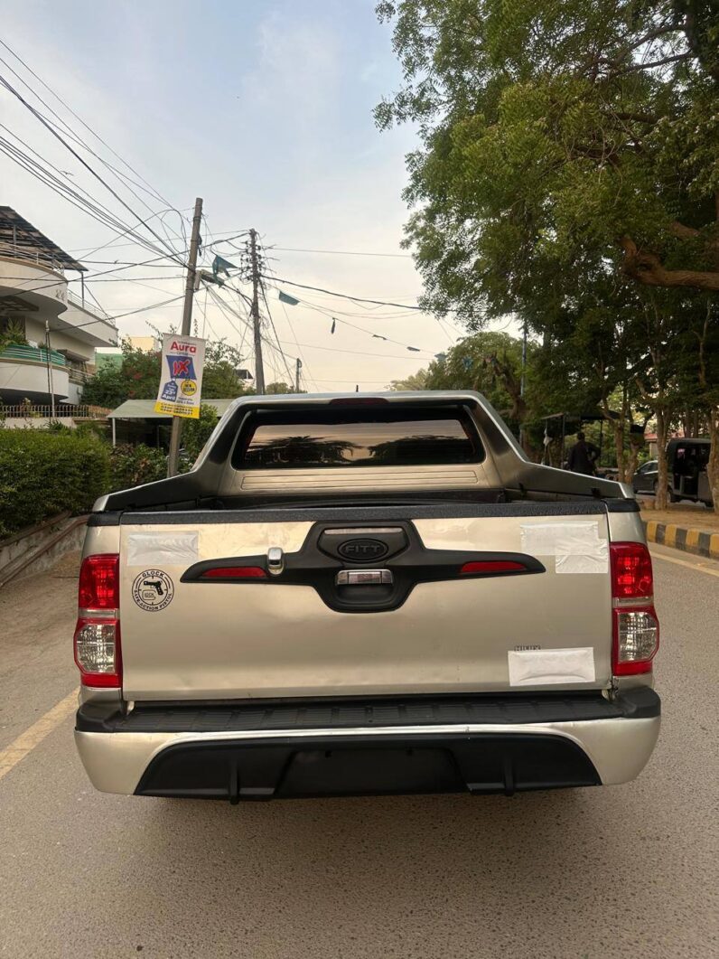 
								Used 2012 Toyota Land Cruiser full									