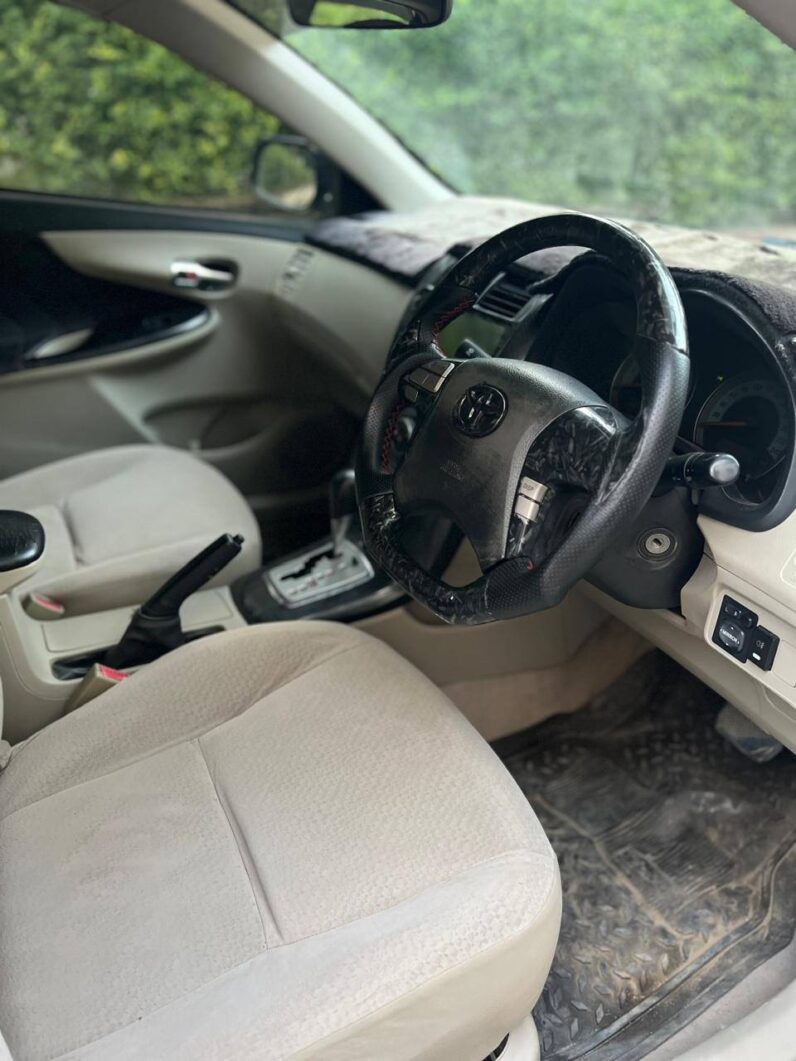 
								Used 2012 Toyota Corolla full									