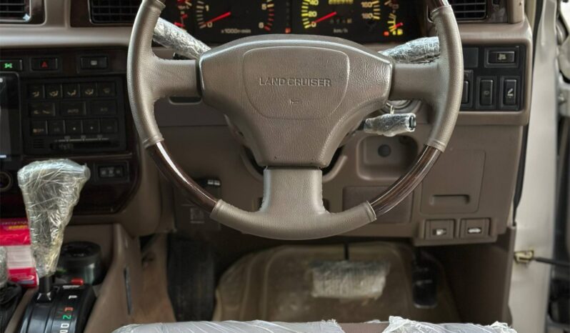 
								Used 1994 Toyota Land Cruiser full									