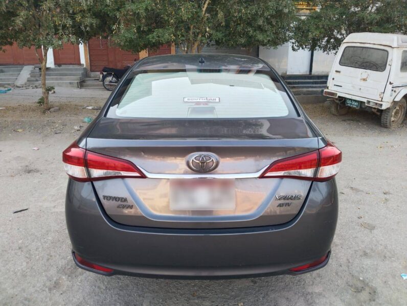 
								New 2021 Toyota Yaris full									