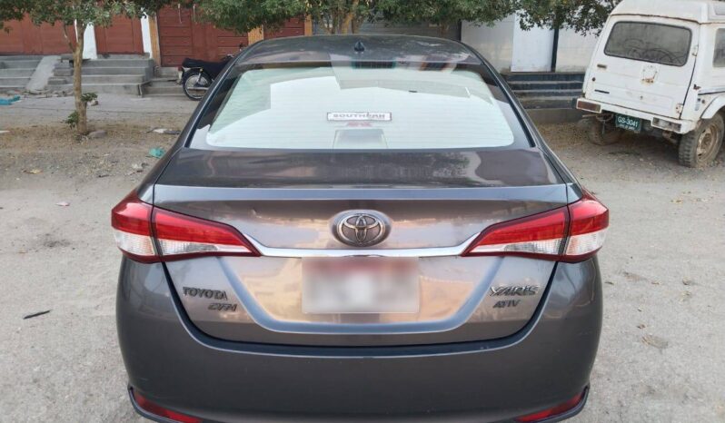 
								New 2021 Toyota Yaris full									
