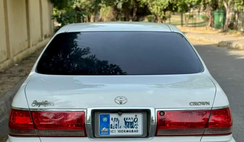 
								Used 2003 Toyota Crown full									