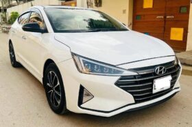 Used 2023 Hyundai Elantra