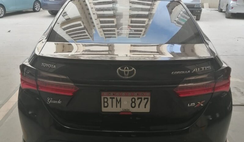 
								Used 2021 Toyota Corolla full									