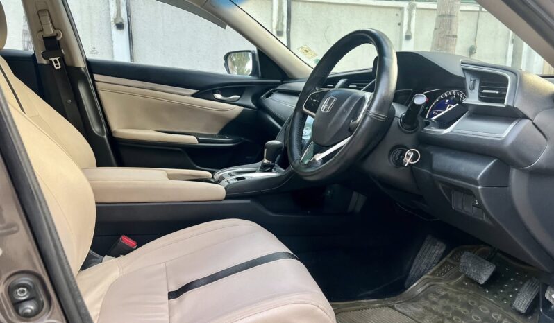 
								Used 2017 Honda Civic full									