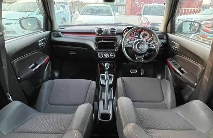
								New 2021 Suzuki Swift full									