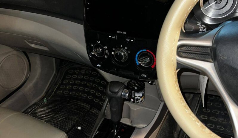 
								Used 2017 Honda City full									