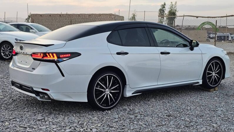 
								Used 2019 Toyota Camry full									