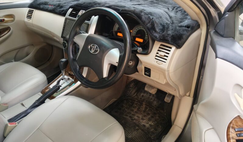 
								Used 2011 Toyota Corolla full									