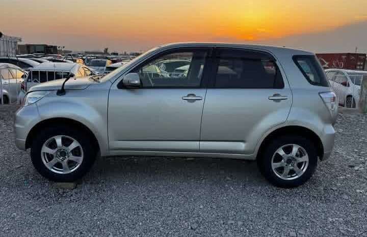 
								Used 2014 Toyota Rush full									