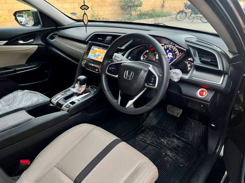 
								Used 2022 Honda Civic full									