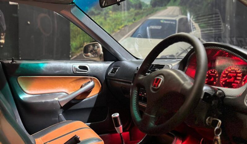 
								Used 2001 Honda Civic full									