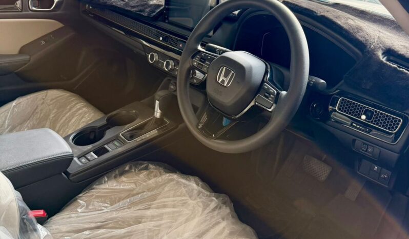 
								New 2025 Honda Civic full									