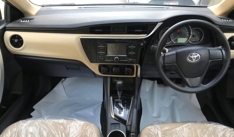 
								New 2018 Toyota Corolla full									