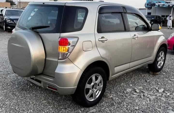 
								Used 2014 Toyota Rush full									