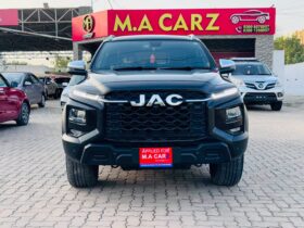 Used 2025 Jac hunter