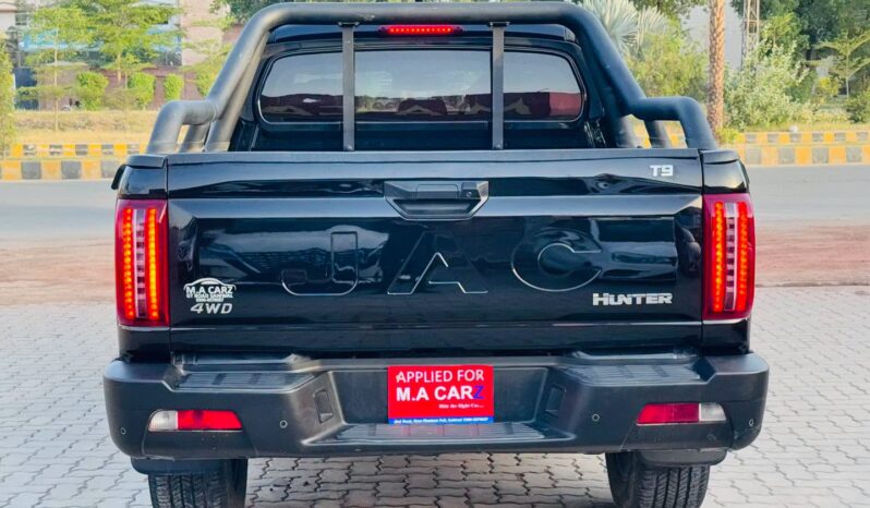 
								Used 2025 Jac hunter full									