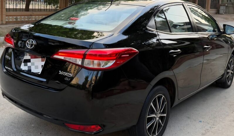 
								Used 2021 Toyota Yaris full									