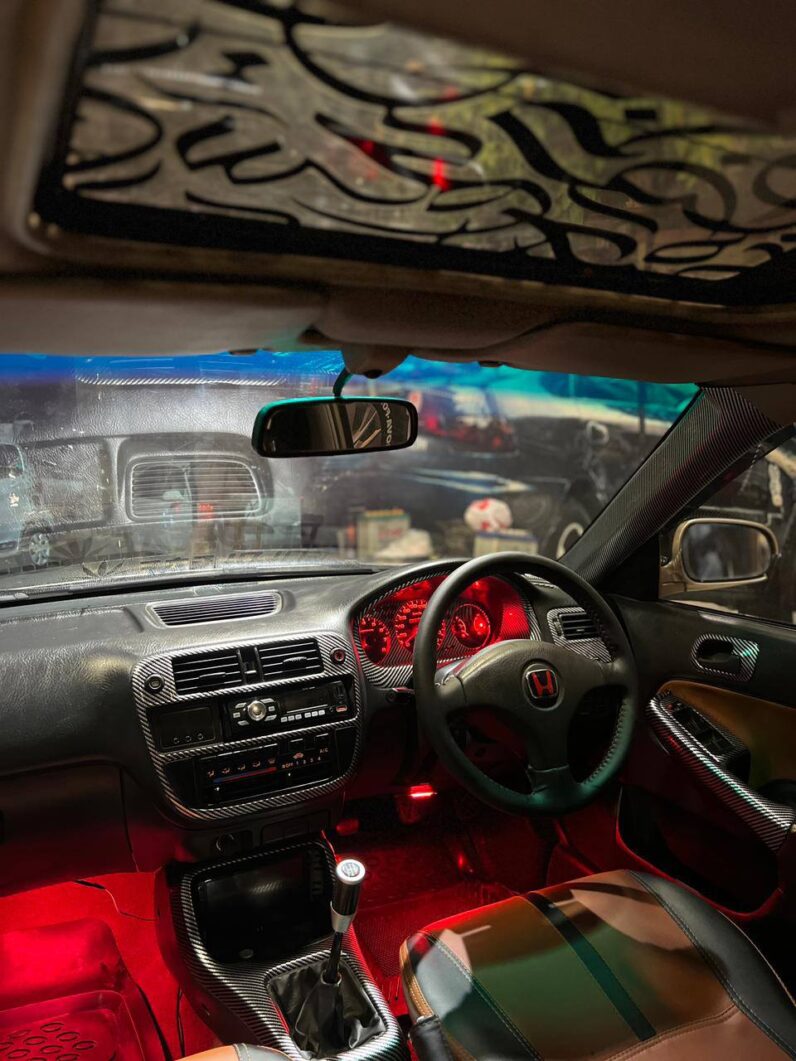 
								Used 2001 Honda Civic full									