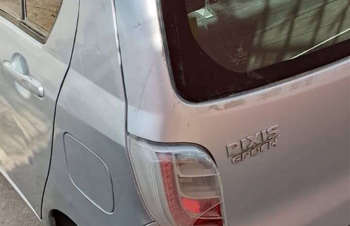 
								Used 2012 Toyota pixis full									