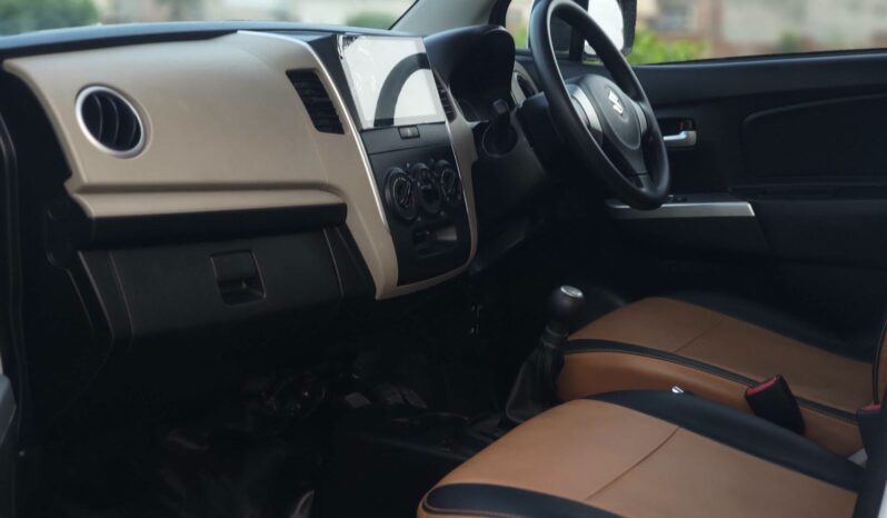 
								Used 2024 Suzuki Wagon R full									