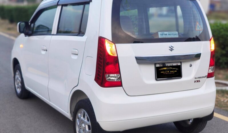 
								Used 2024 Suzuki Wagon R full									