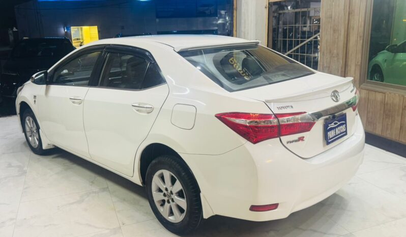 
								Used 2015 Toyota Corolla full									