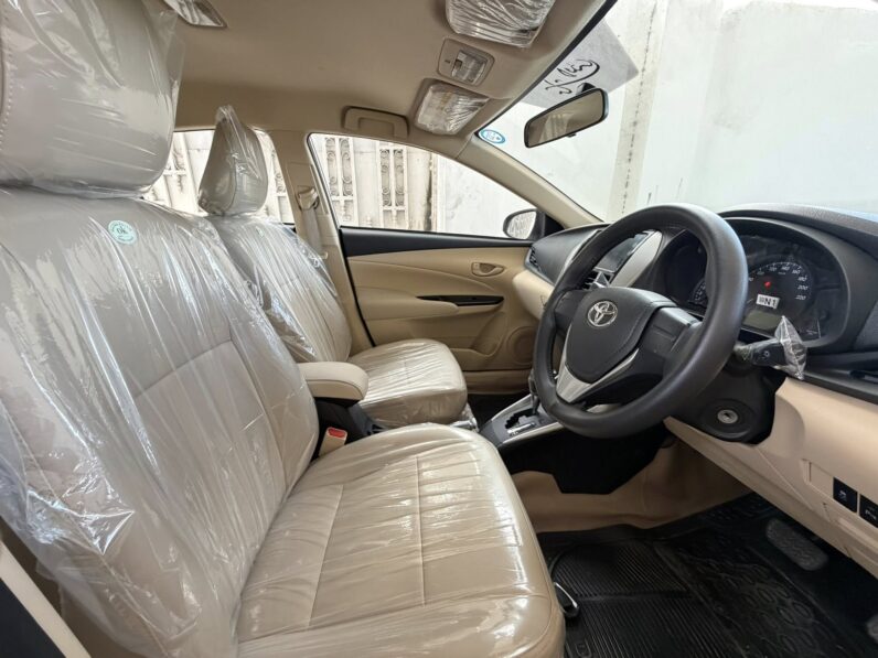 
								Used 2024 Toyota Yaris full									