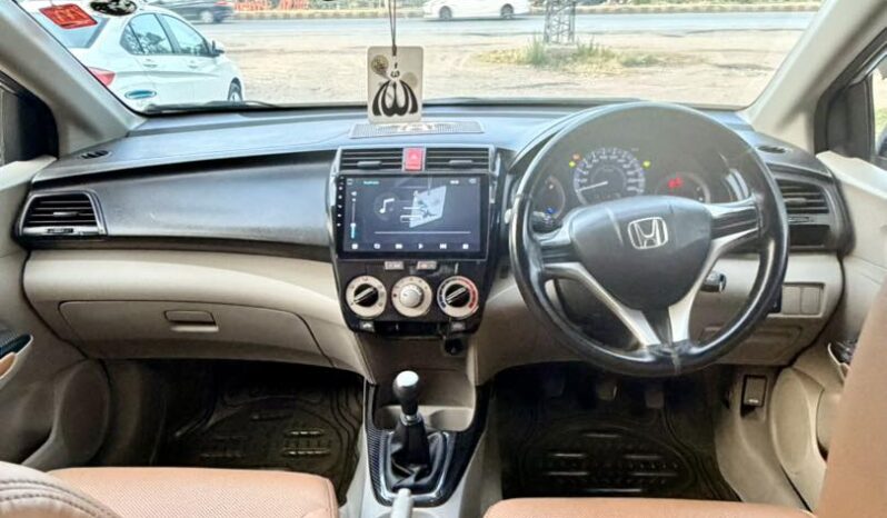 
								Used 2015 Honda City full									