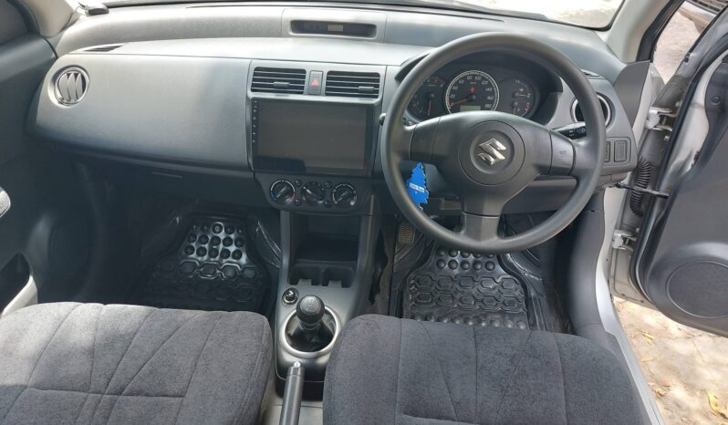 
								Used 2020 Suzuki Swift full									