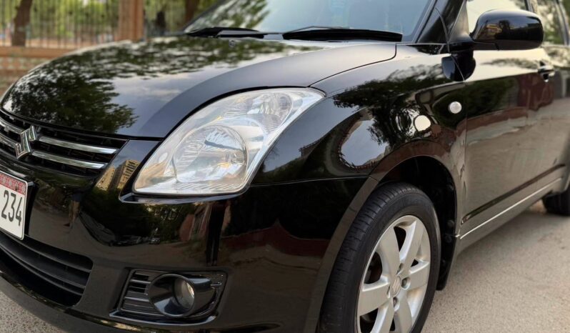 
								Used 2018 Suzuki Swift full									