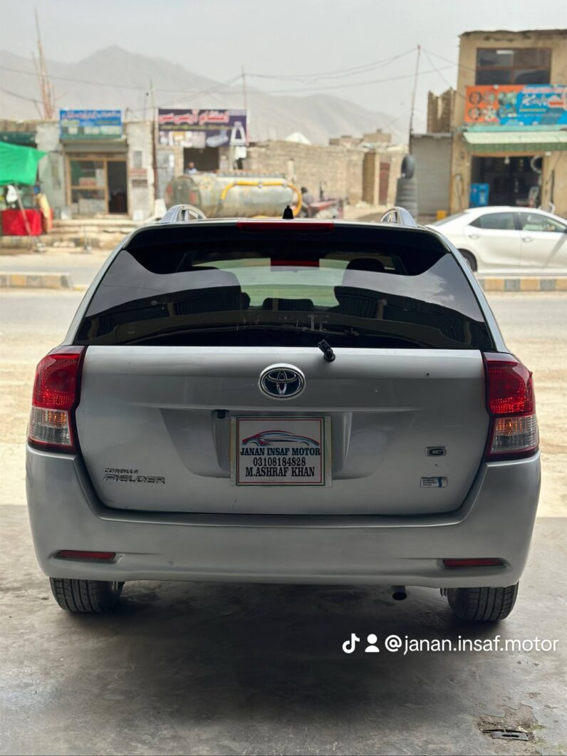 
								Used 2014 Toyota axio full									