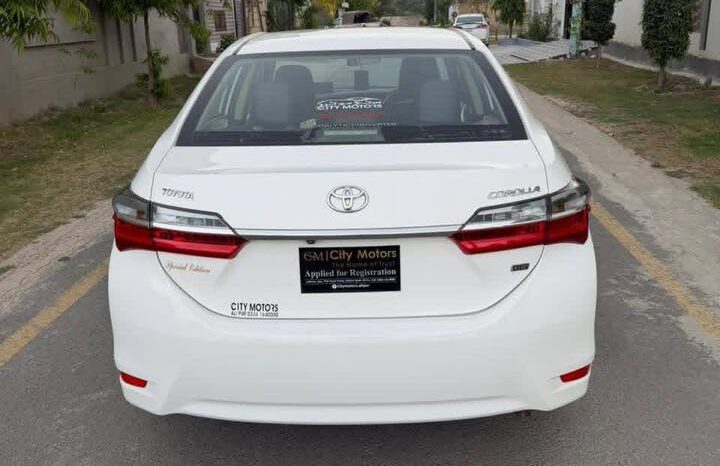 
								Used 2018 Toyota Corolla full									