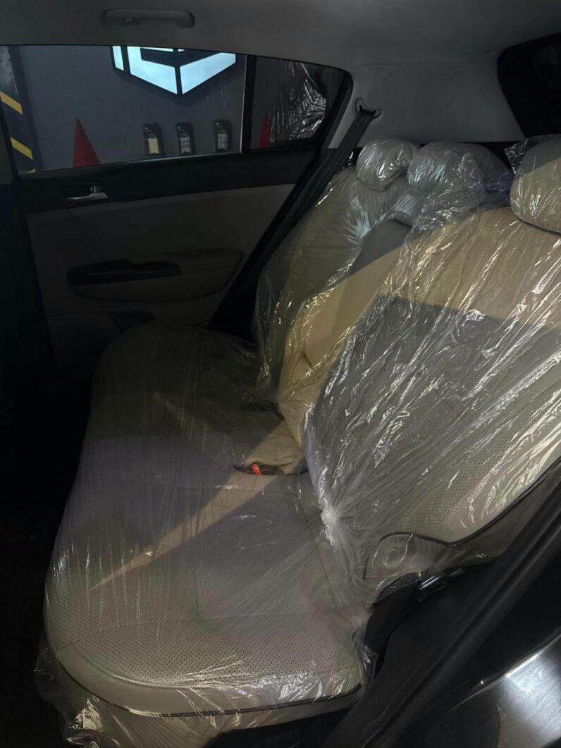
								Used 2021 Kia Sportage full									