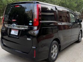 Used 2015 Toyota noah