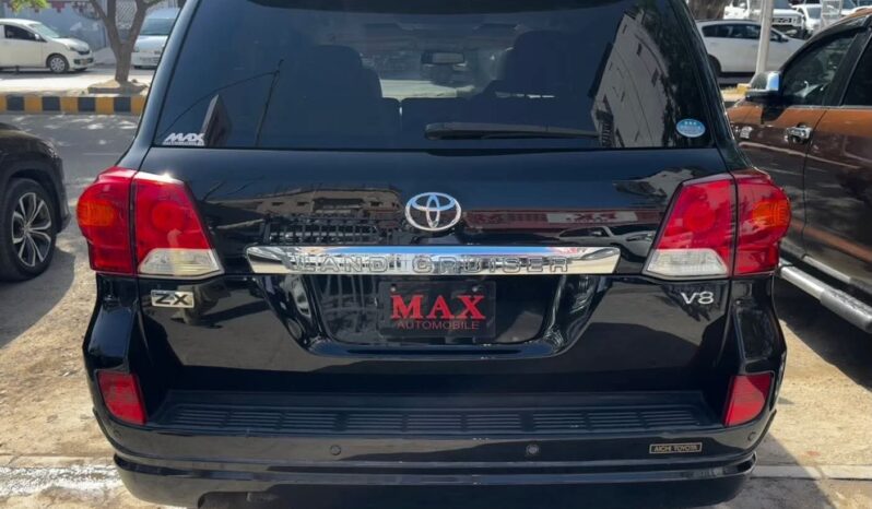 
								Used 2012 Toyota Land Cruiser full									