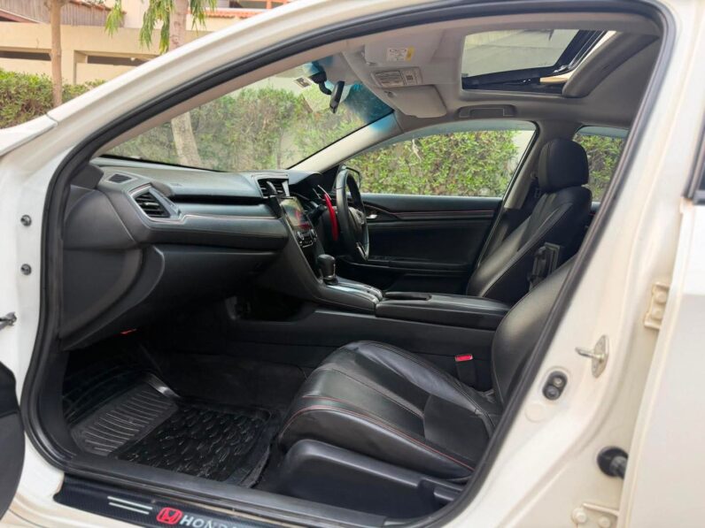 
								Used 2020 Honda Civic full									