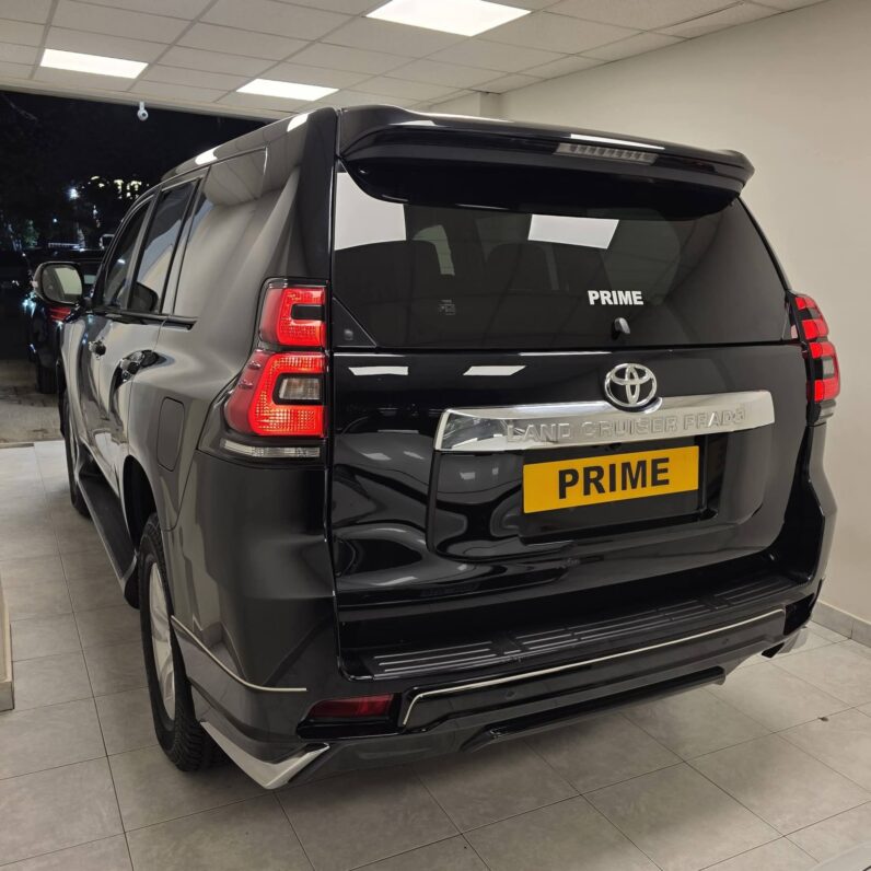
								Used 2019 Toyota Prado full									