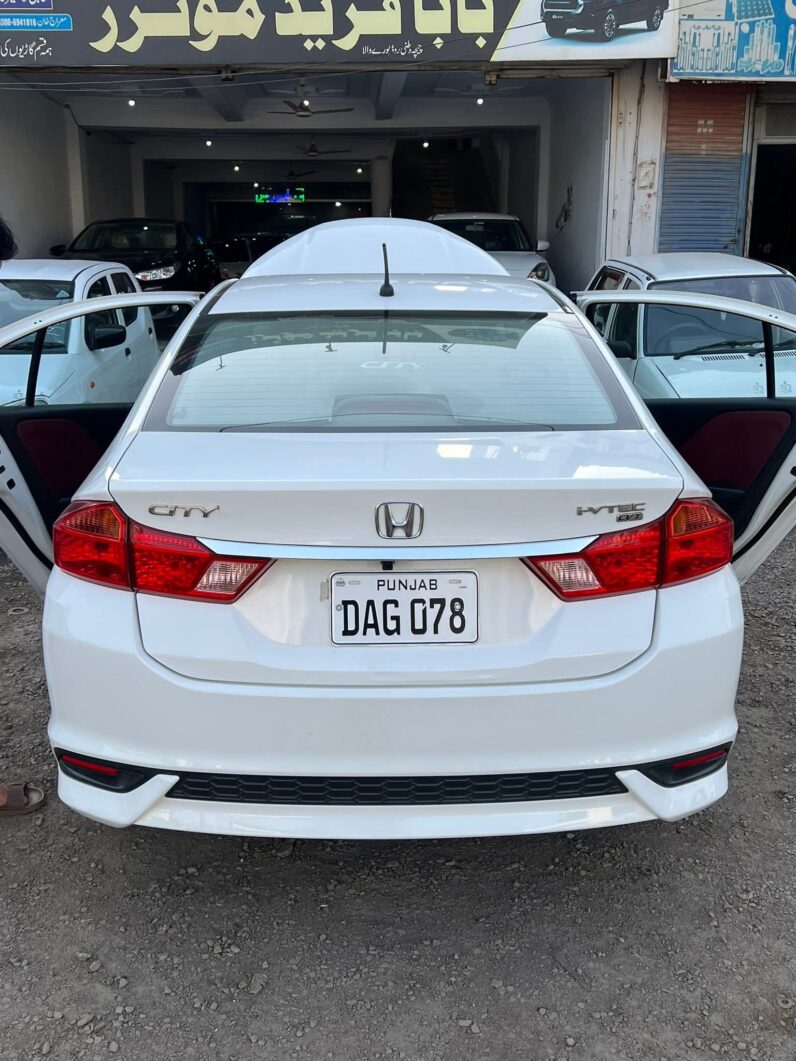 
								Used 2025 Honda City full									