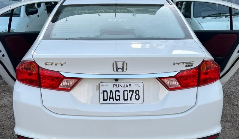 
								Used 2025 Honda City full									